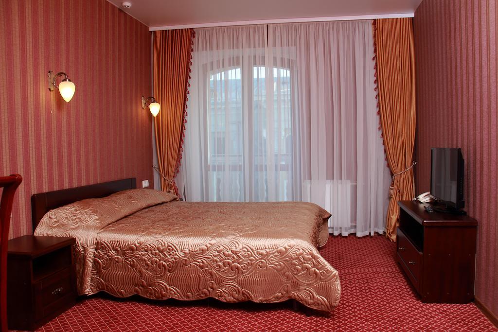Hotel Aristokrat Poltava Rom bilde